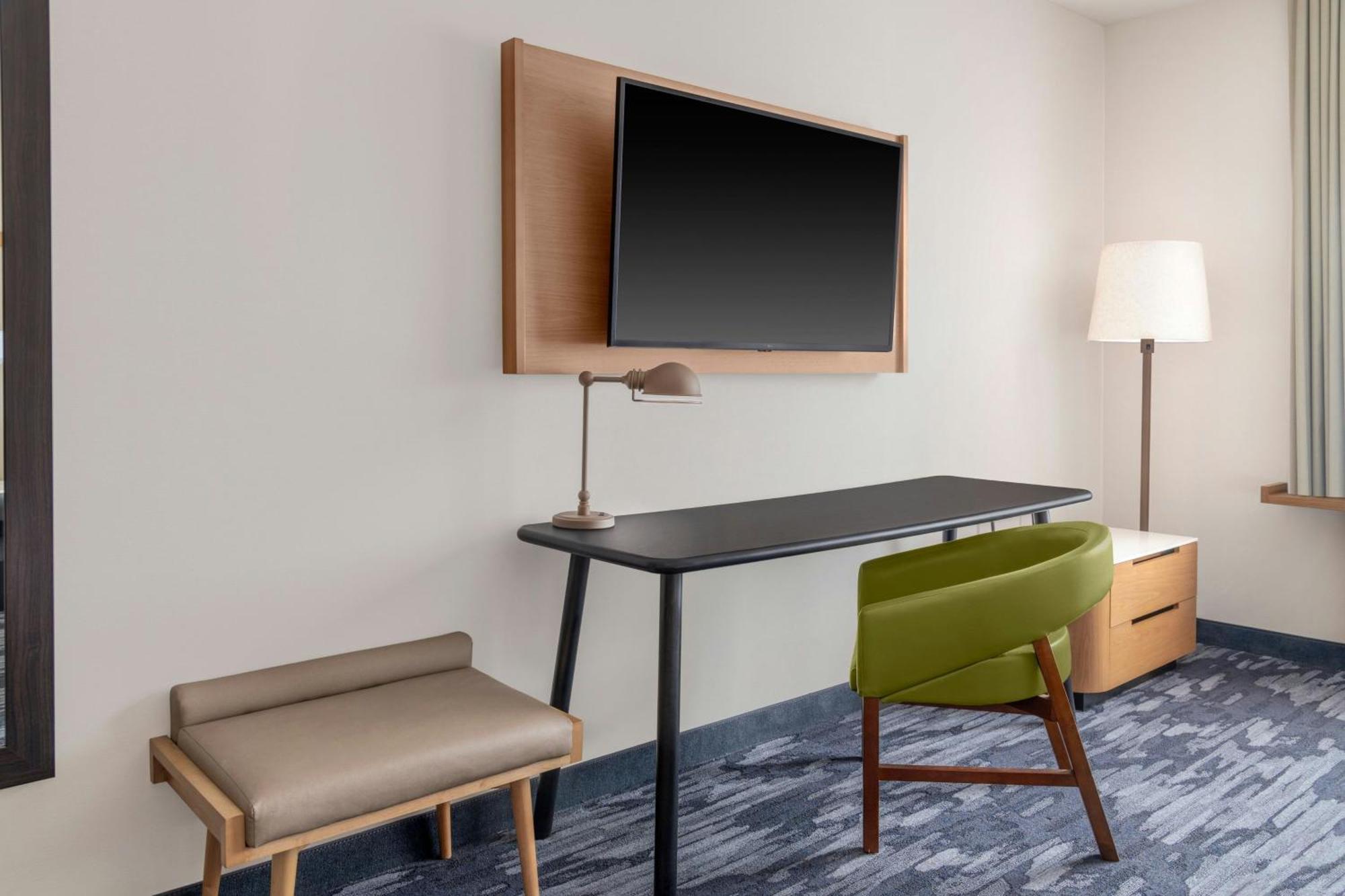 Fairfield By Marriott Inn & Suites Detroit Taylor Exterior photo